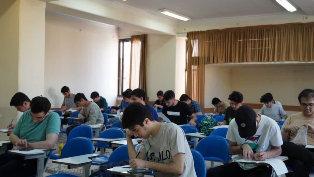 روز آزمون؛ از مرآت تا شبیه‌ساز کنکور