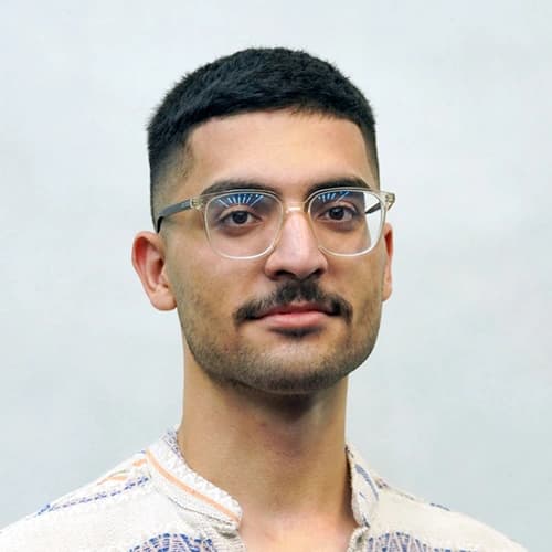سروش صادق زاده سروش صادق زاده